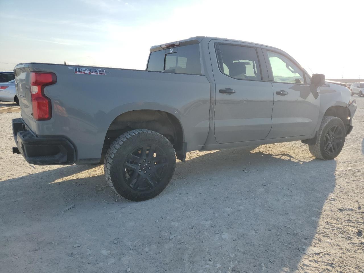 2024 CHEVROLET SILVERADO - Фото 3