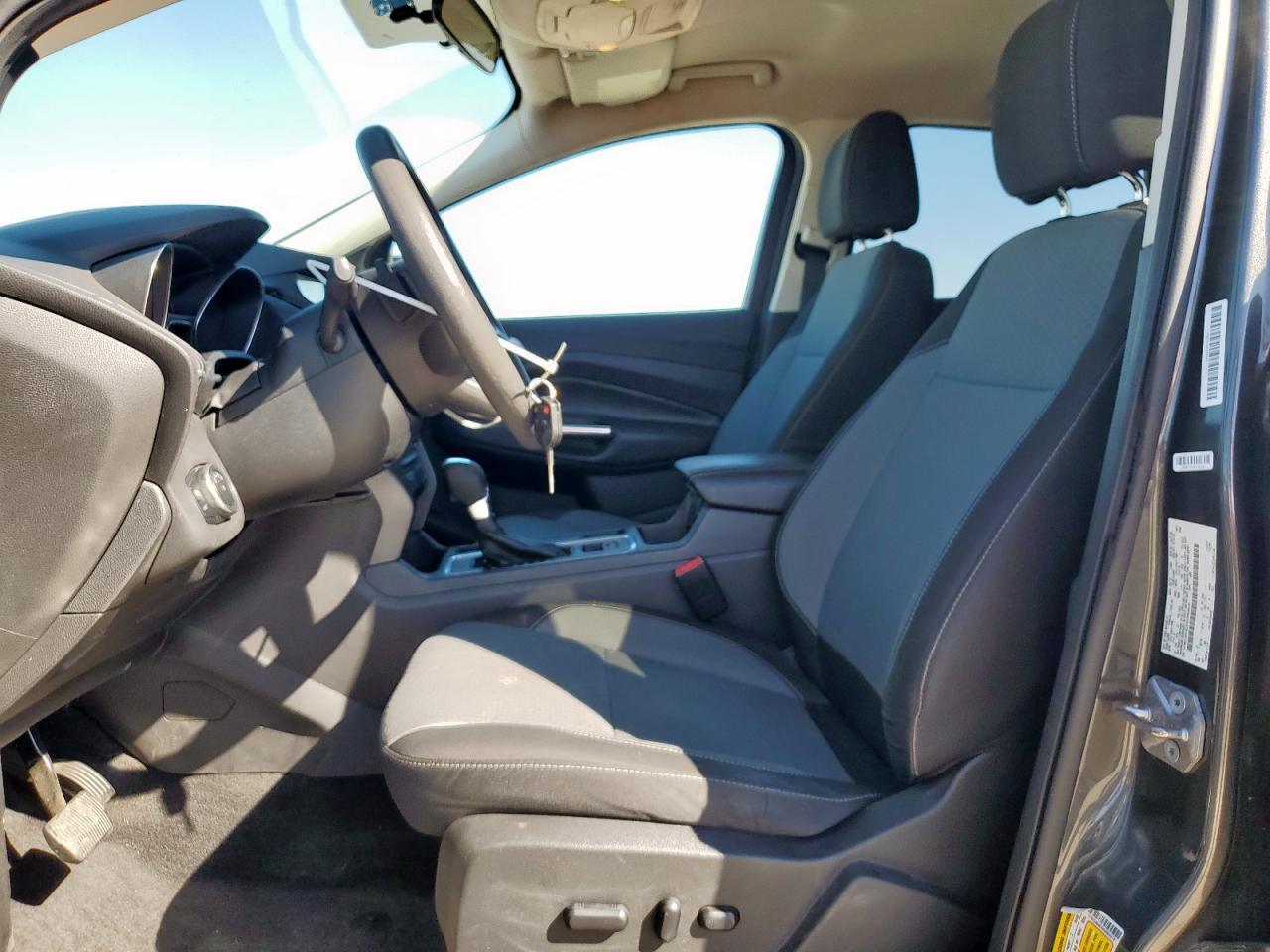 2017 FORD ESCAPE SE - Фото 7