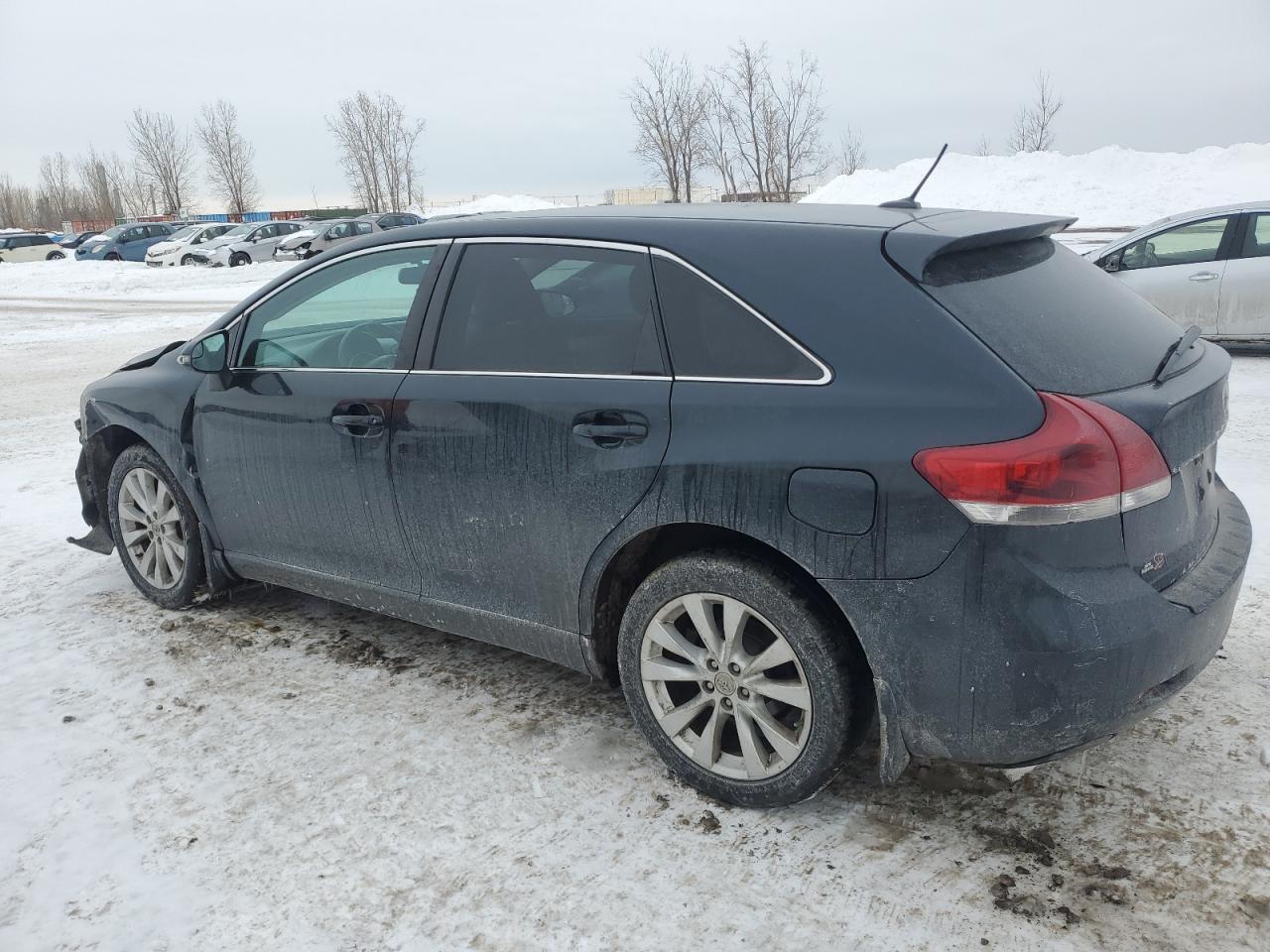 2013 TOYOTA VENZA LE - Фото 2