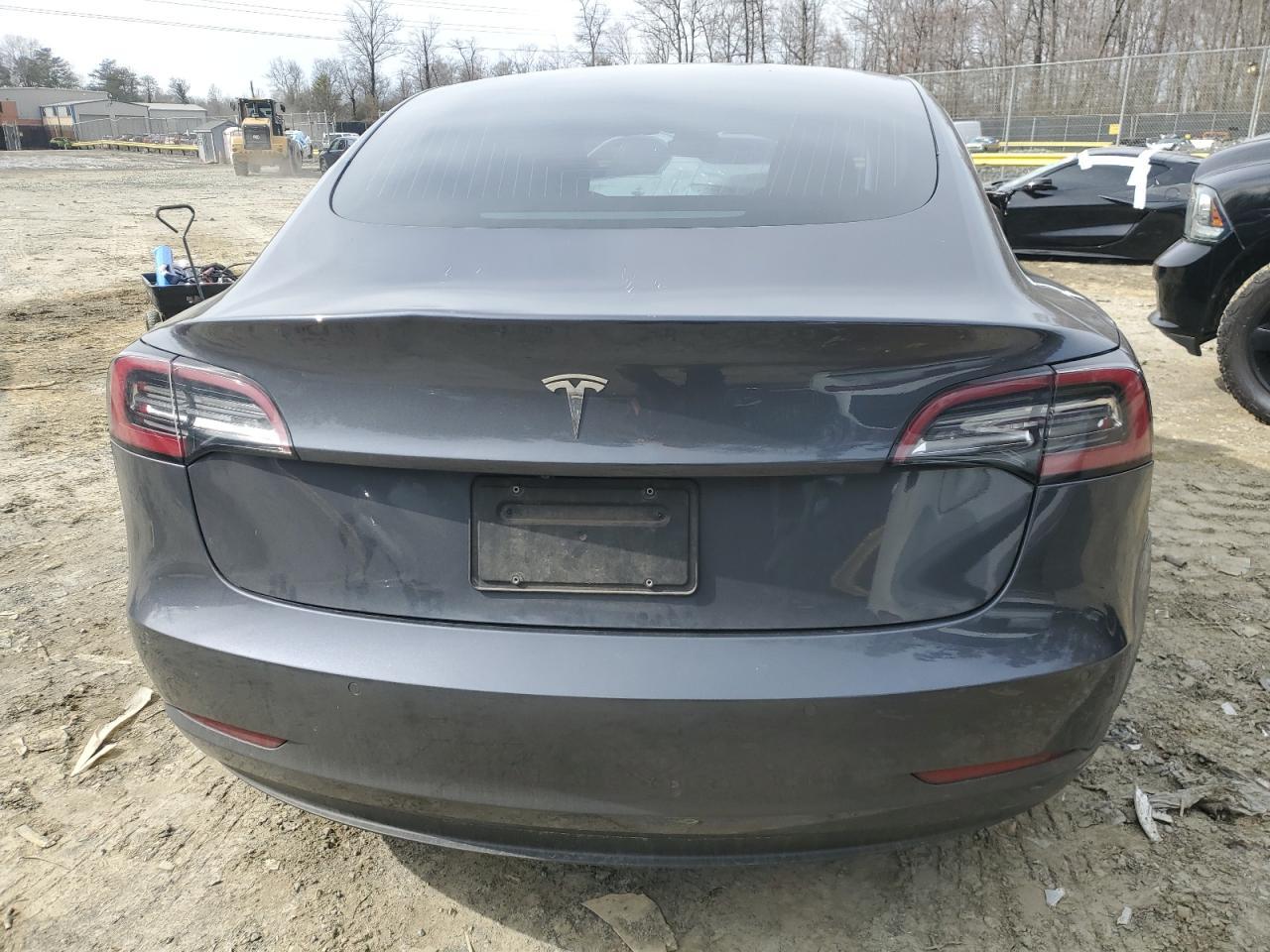2019 TESLA MODEL 3 - Image 6