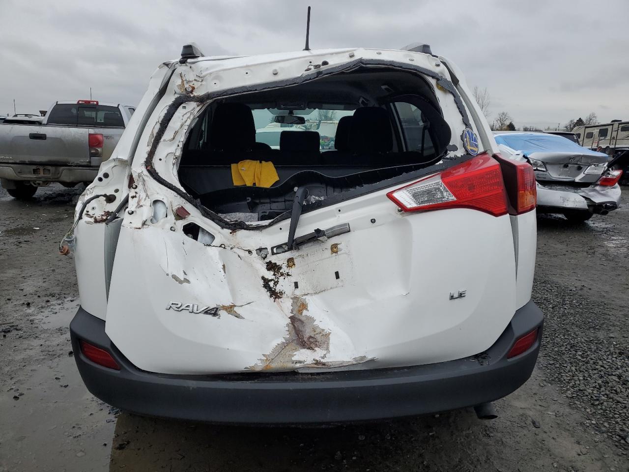 2014 TOYOTA RAV4 LE - Image 6