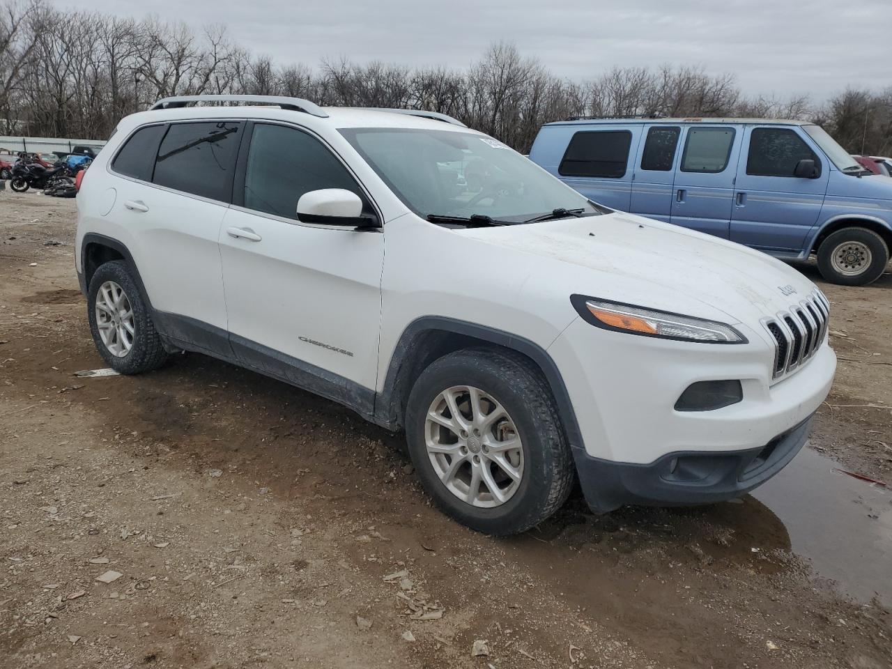 2017 JEEP CHEROKEE L - Image 4