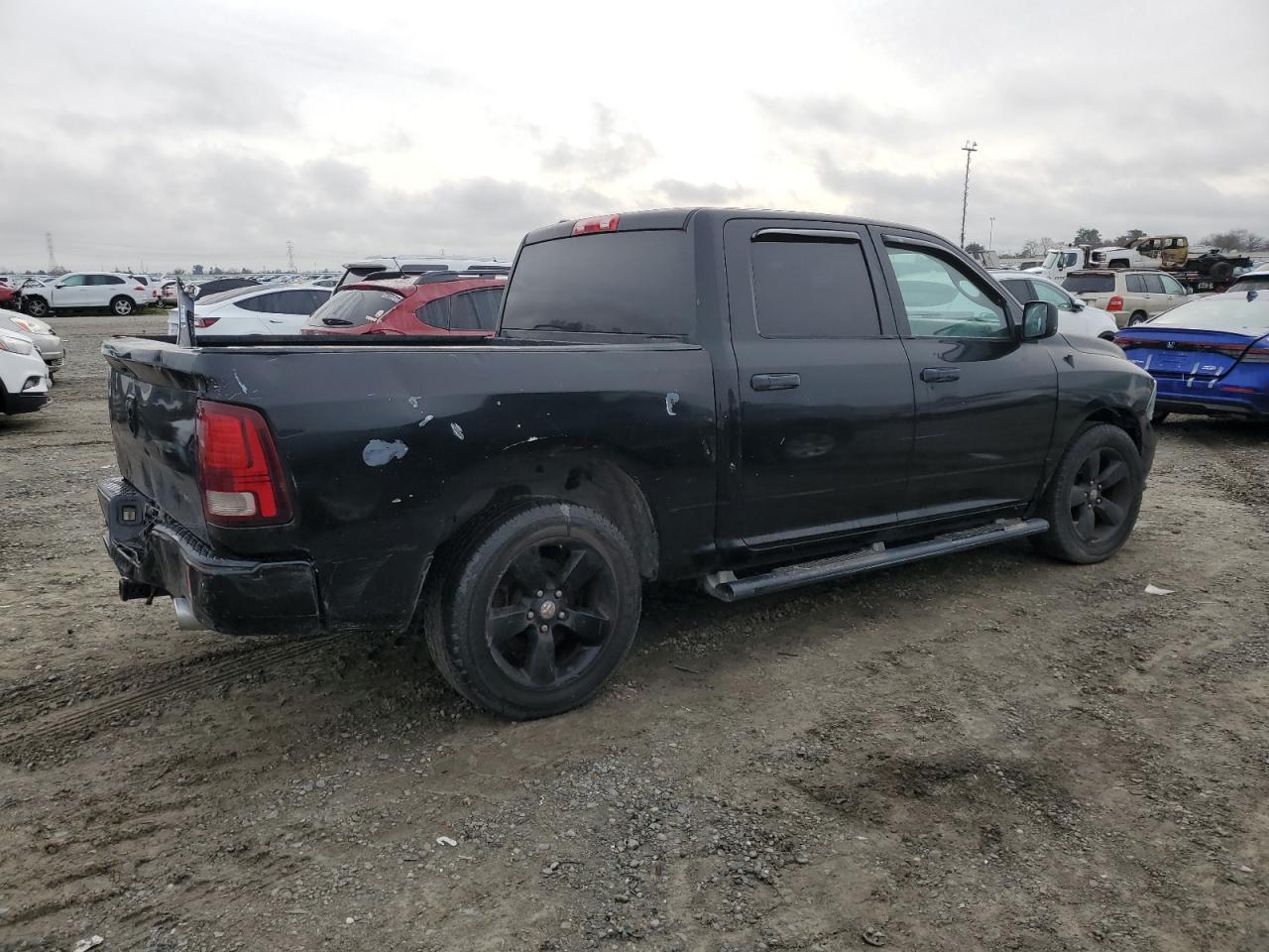 2014 RAM 1500 ST - Image 3