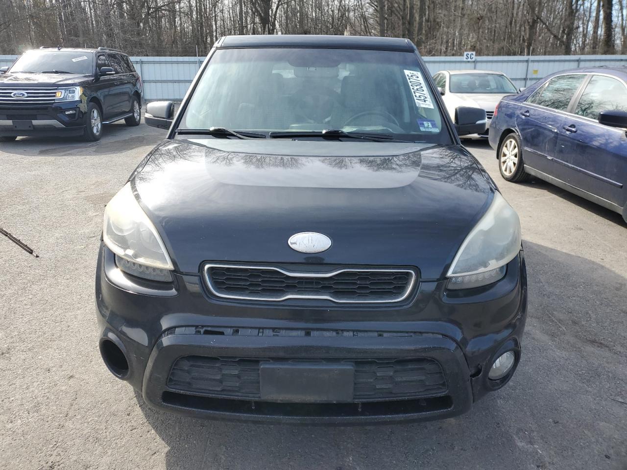 2013 KIA SOUL + - Image 5