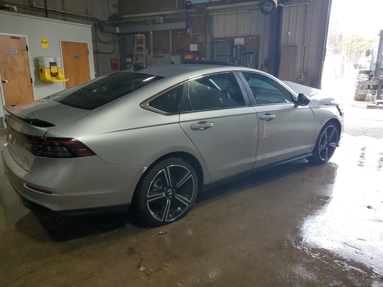 2024 HONDA ACCORD HYB - Image 3