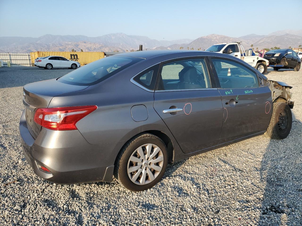 2018 NISSAN SENTRA S - Фото 3