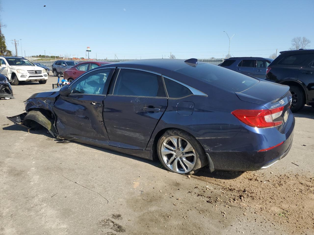 2018 HONDA ACCORD LX - Image 2