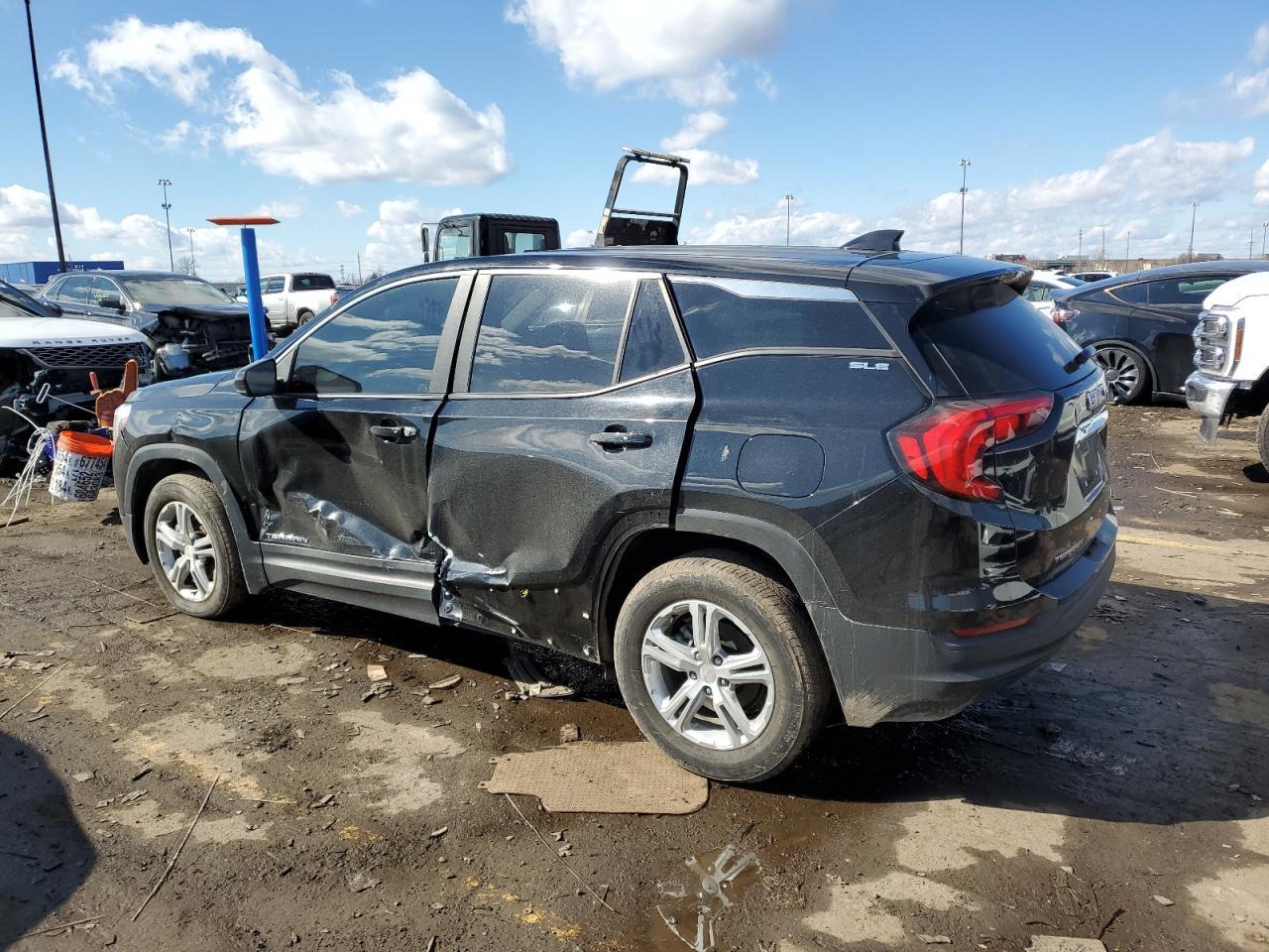 2021 GMC TERRAIN SL - Image 2