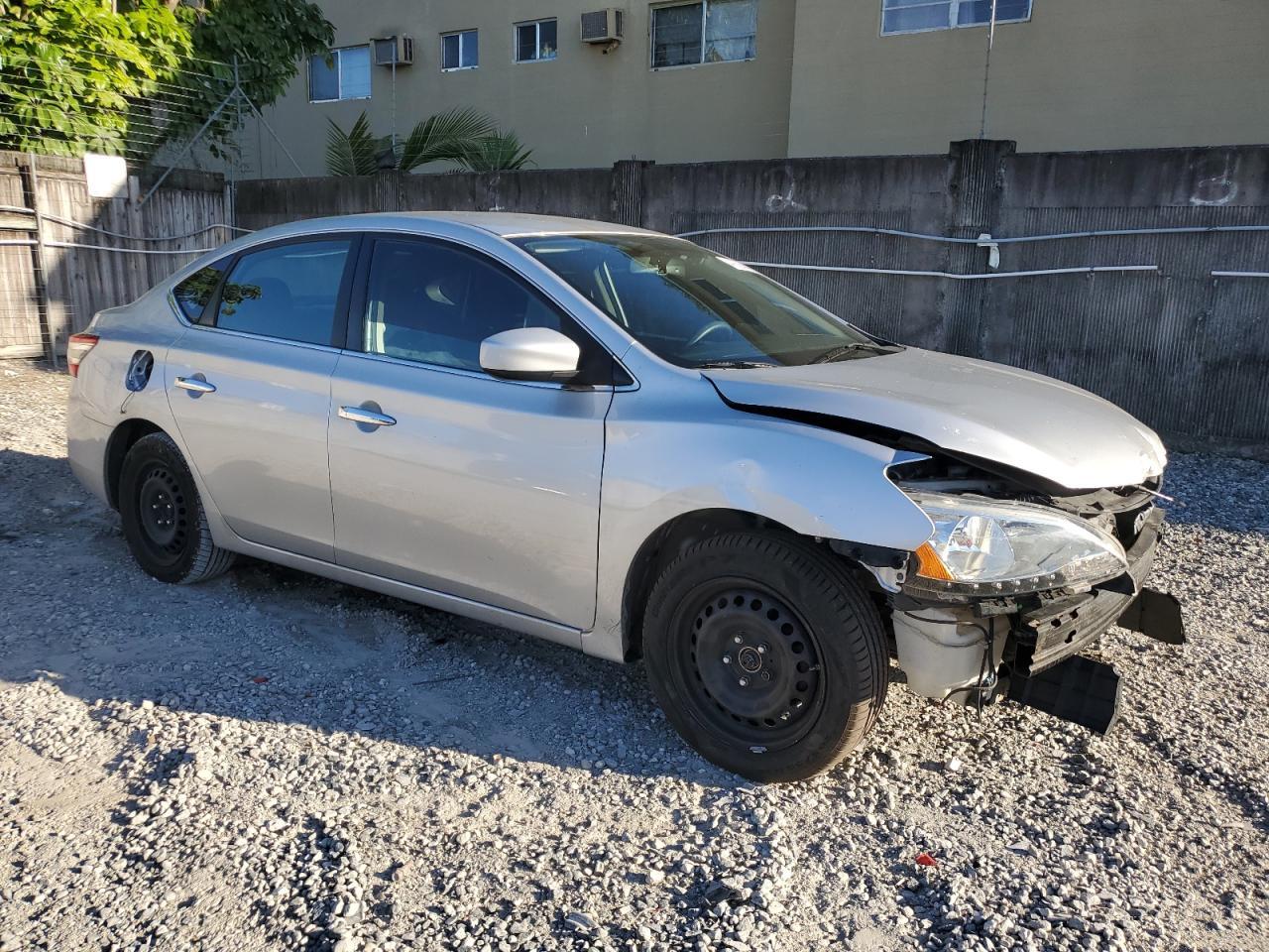 2013 NISSAN SENTRA S - Фото 4