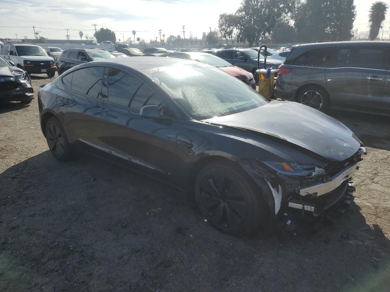 2024 TESLA MODEL 3 - Фото 4