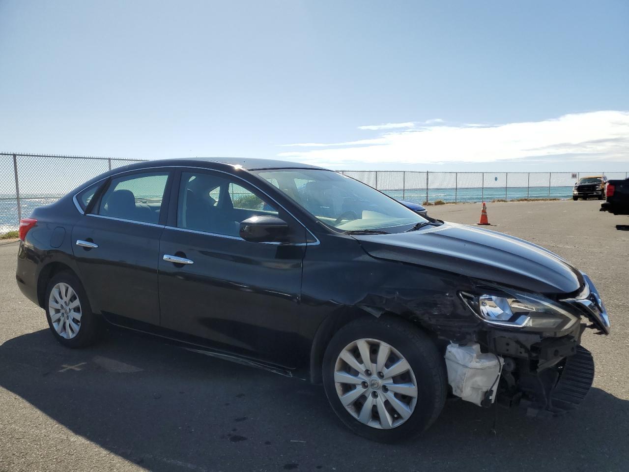 2016 NISSAN SENTRA S - Фото 4