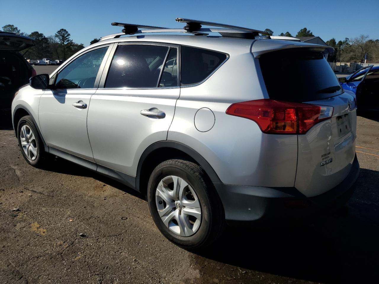 2014 TOYOTA RAV4 LE - Image 2