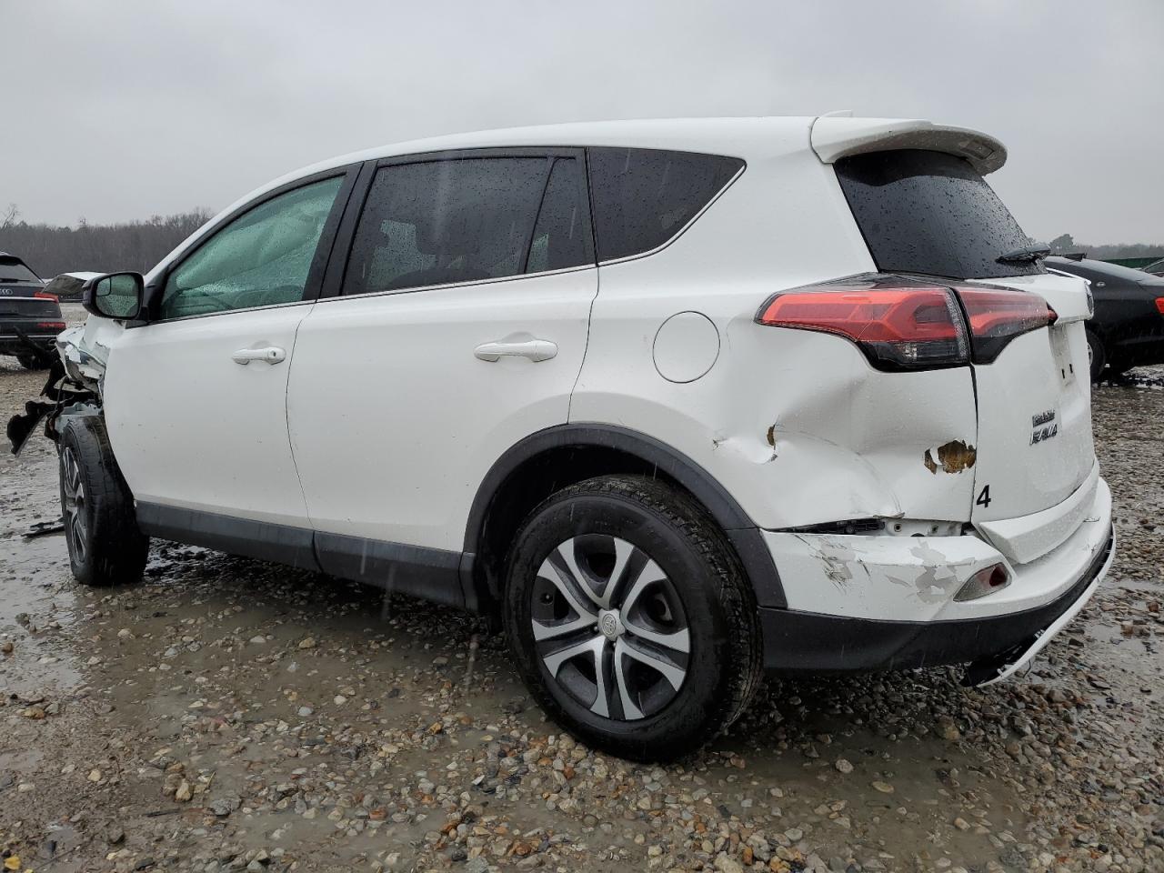 2018 TOYOTA RAV4 LE - Image 2