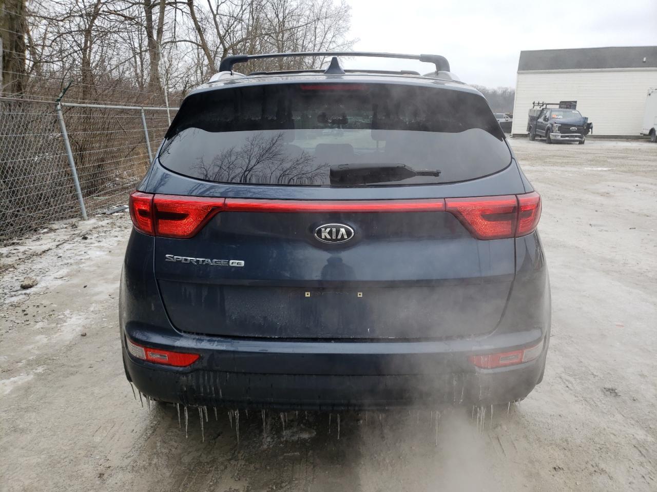 2017 KIA SPORTAGE L - Image 6