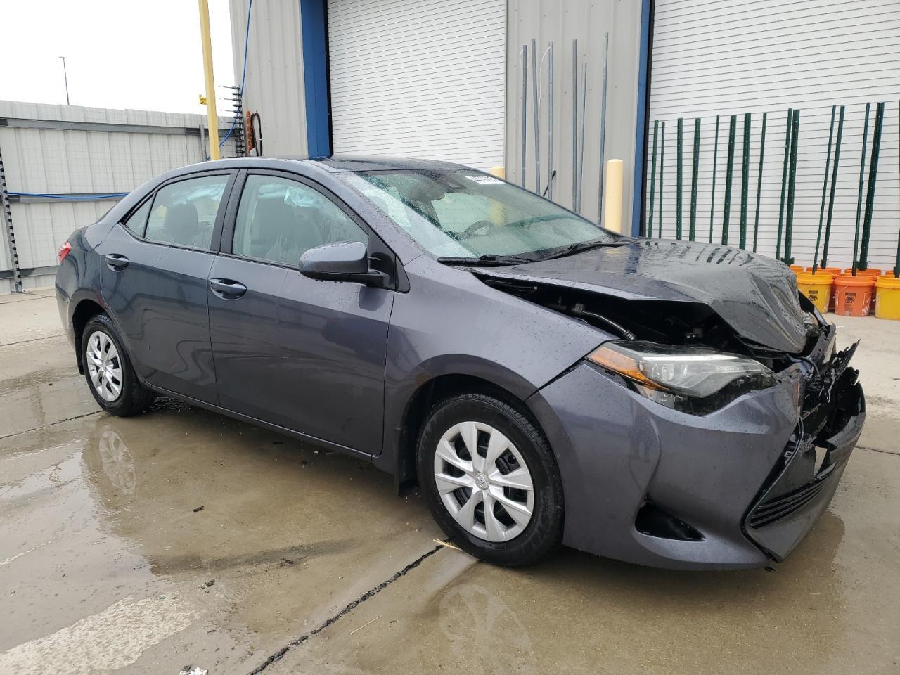 2018 TOYOTA COROLLA L - Image 4