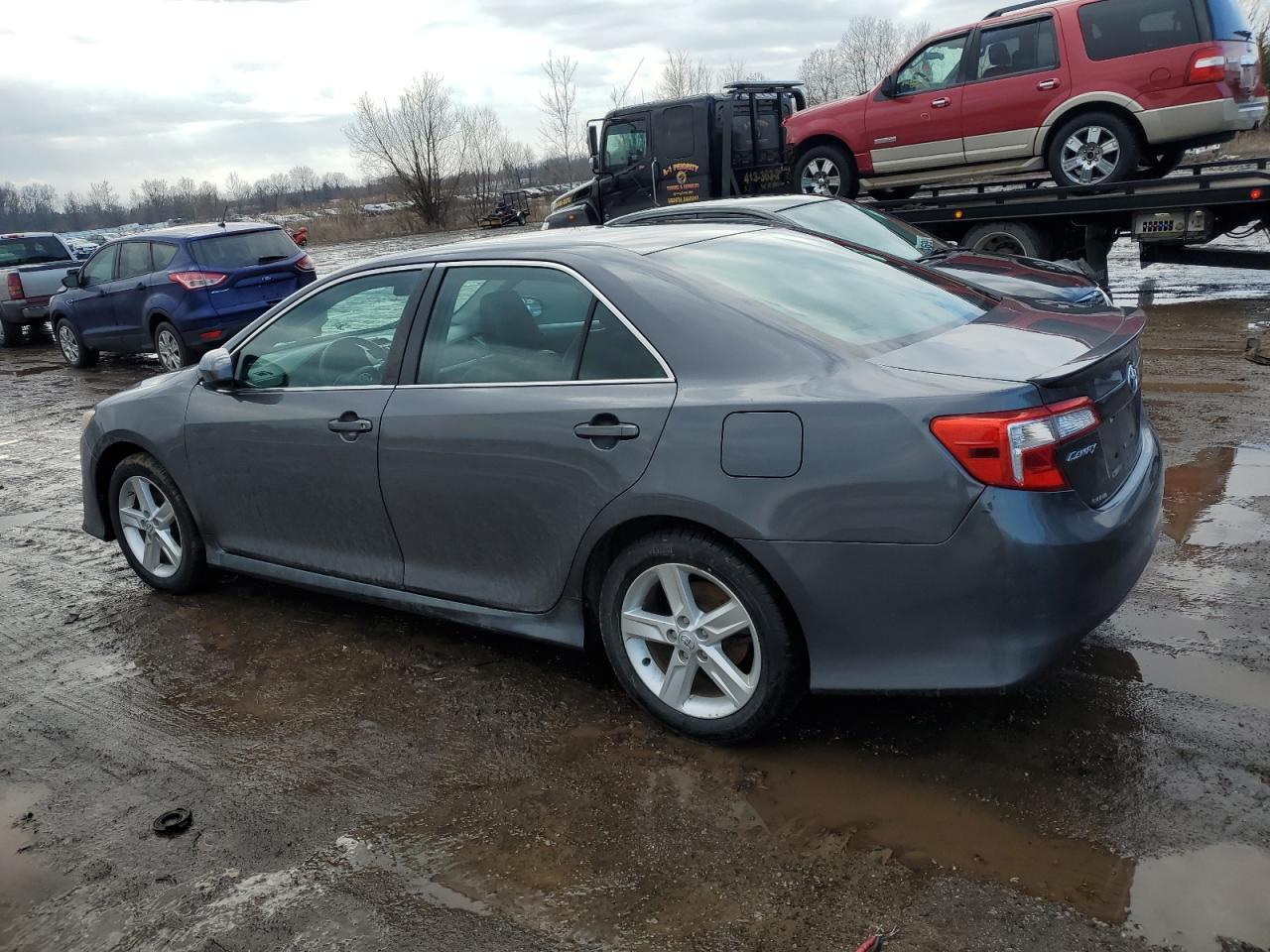 2014 TOYOTA CAMRY L - Image 2