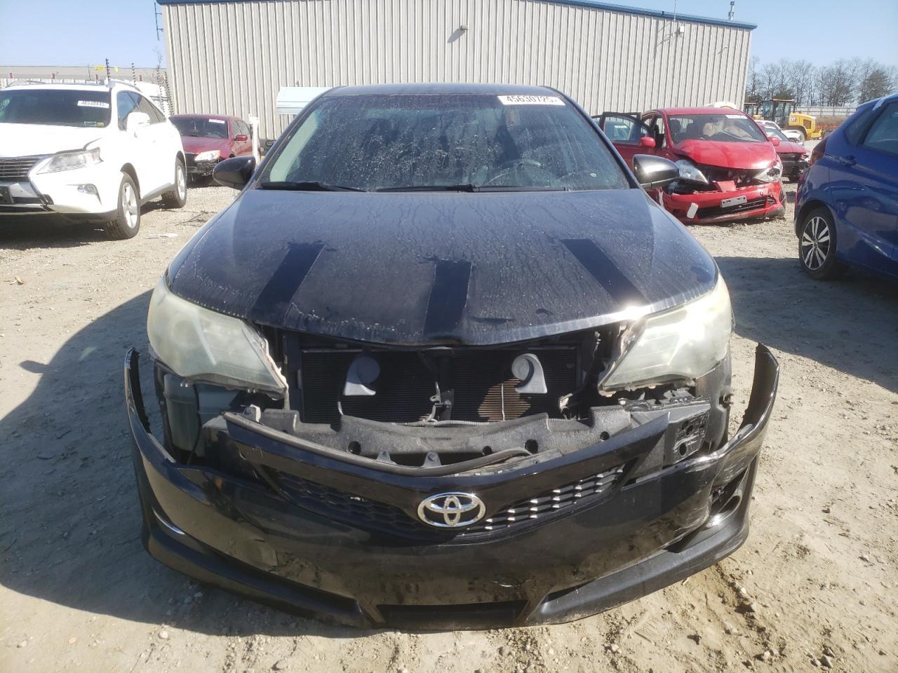 2014 TOYOTA CAMRY L - Image 5
