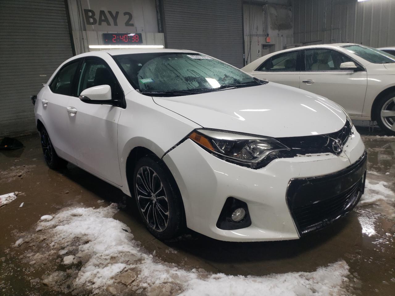2015 TOYOTA COROLLA L - Фото 4