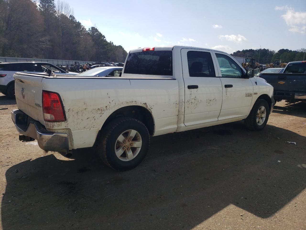 2018 RAM 1500 ST - Image 3