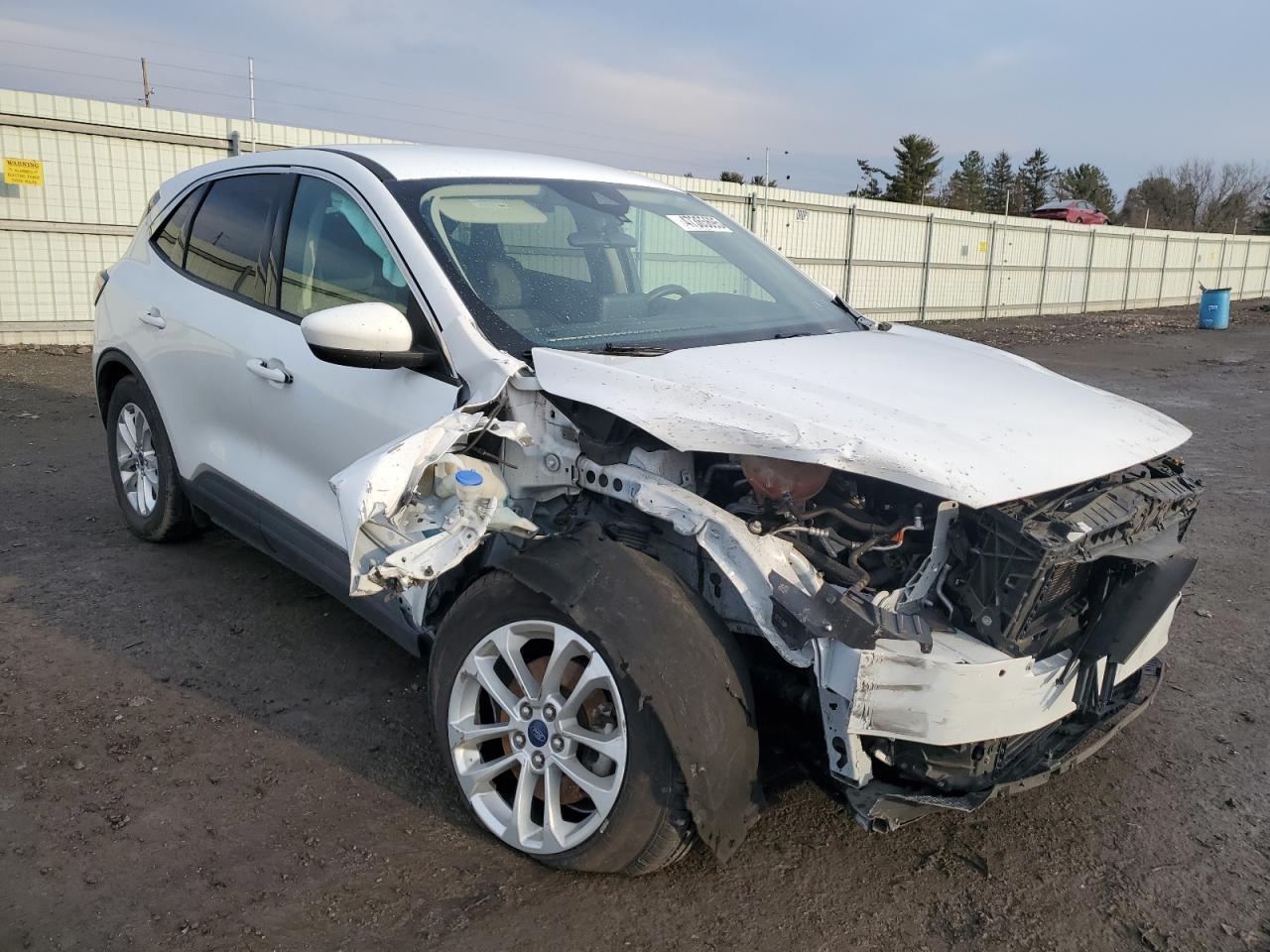 2020 FORD ESCAPE SE - Image 4