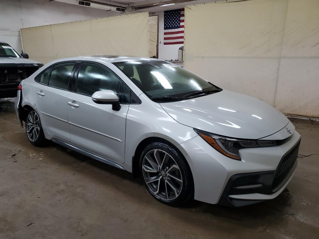 2022 TOYOTA COROLLA SE - Фото 4