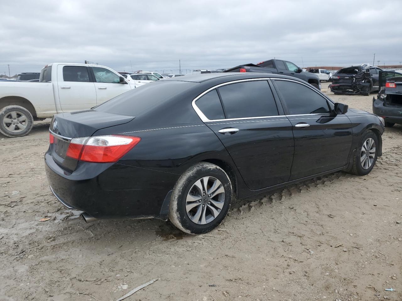 2014 HONDA ACCORD LX - Фото 3