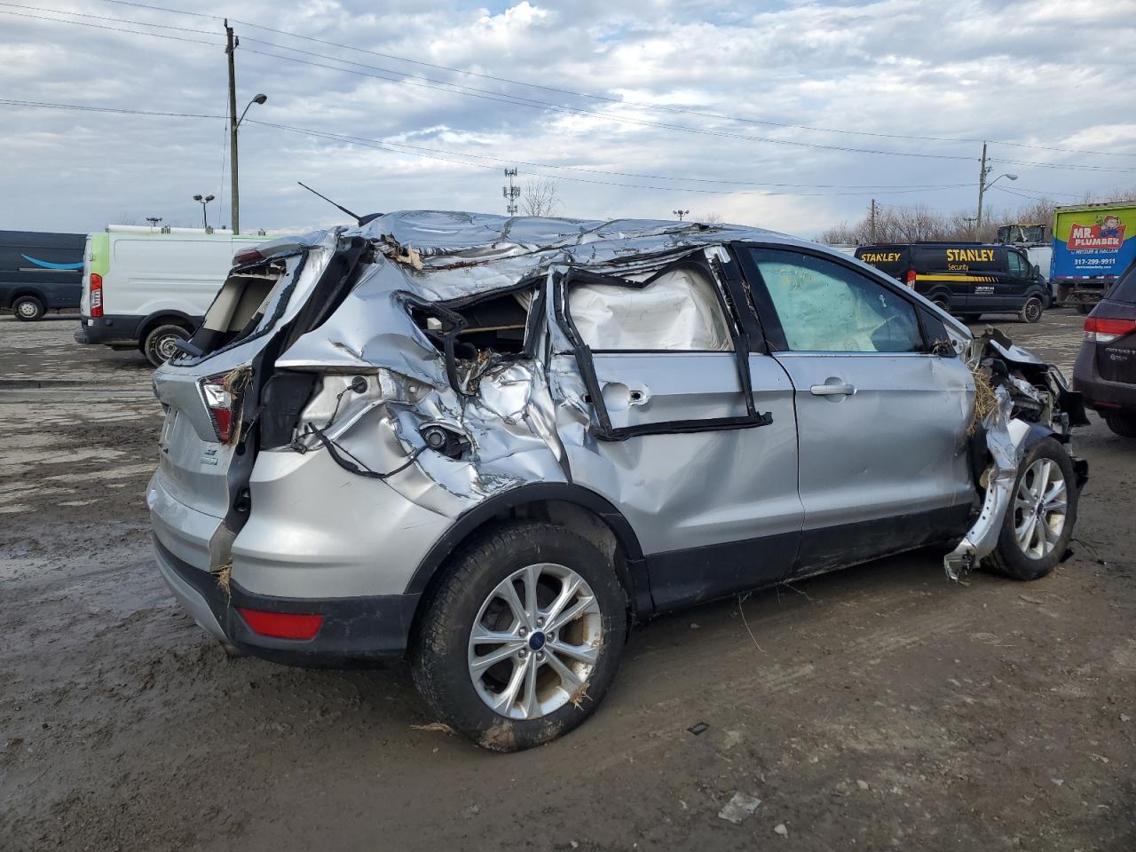2017 FORD ESCAPE SE - Image 3