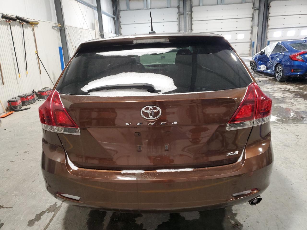 2013 TOYOTA VENZA LE - Фото 6