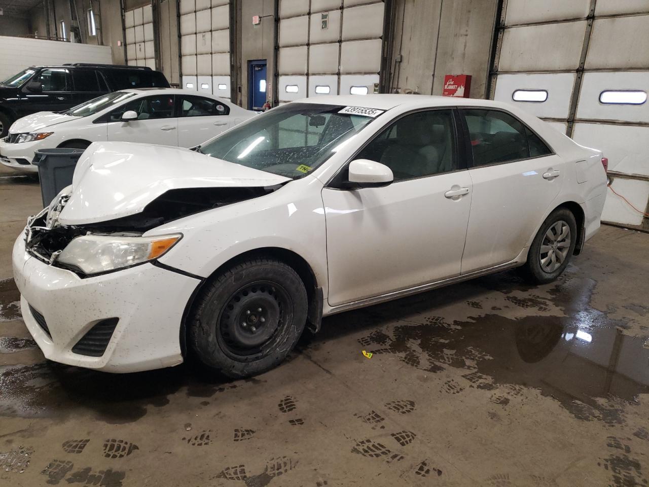 2014 TOYOTA CAMRY L