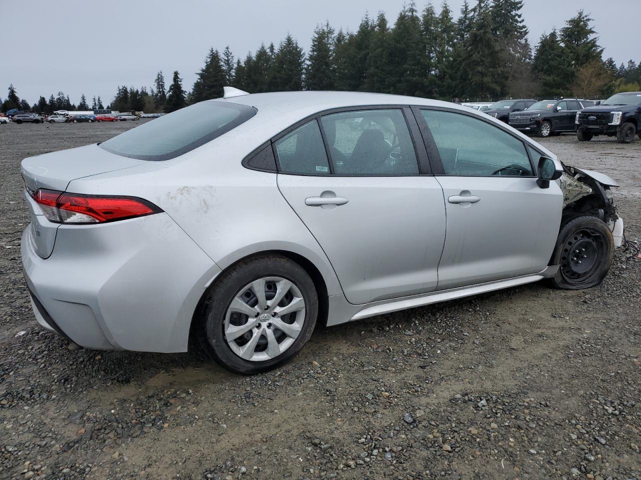 2021 TOYOTA COROLLA LE - Фото 3