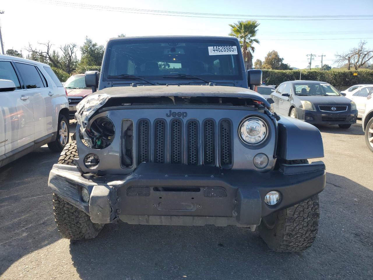 2017 JEEP WRANGLER U - Фото 5