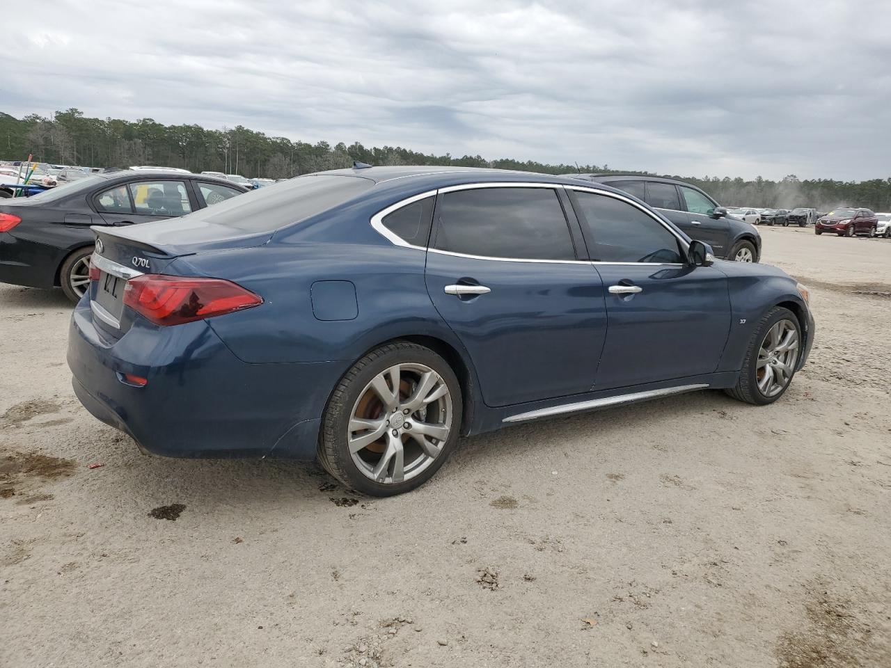 2015 INFINITI Q70L 3.7 - Image 3