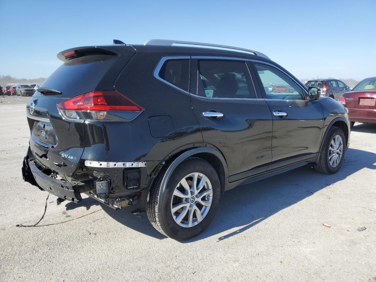 2018 NISSAN ROGUE S - Фото 3