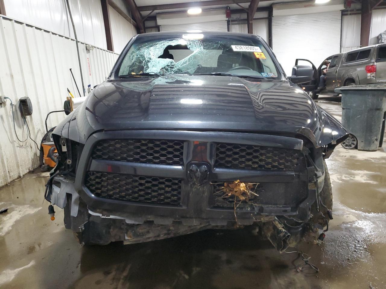 2018 RAM 1500 ST - Image 5