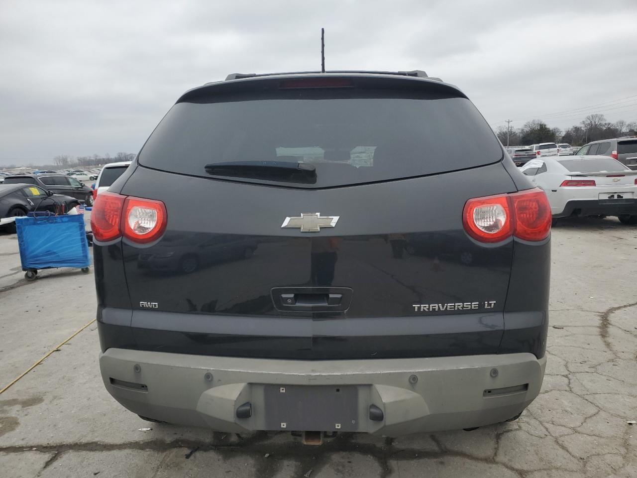 2012 CHEVROLET TRAVERSE L - Image 6