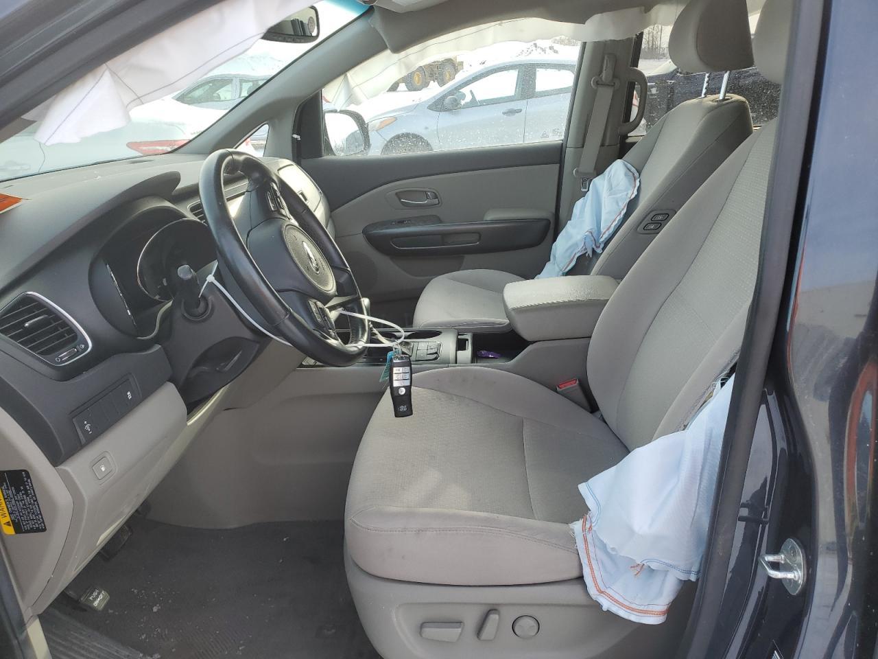 2017 KIA SEDONA LX - Фото 7
