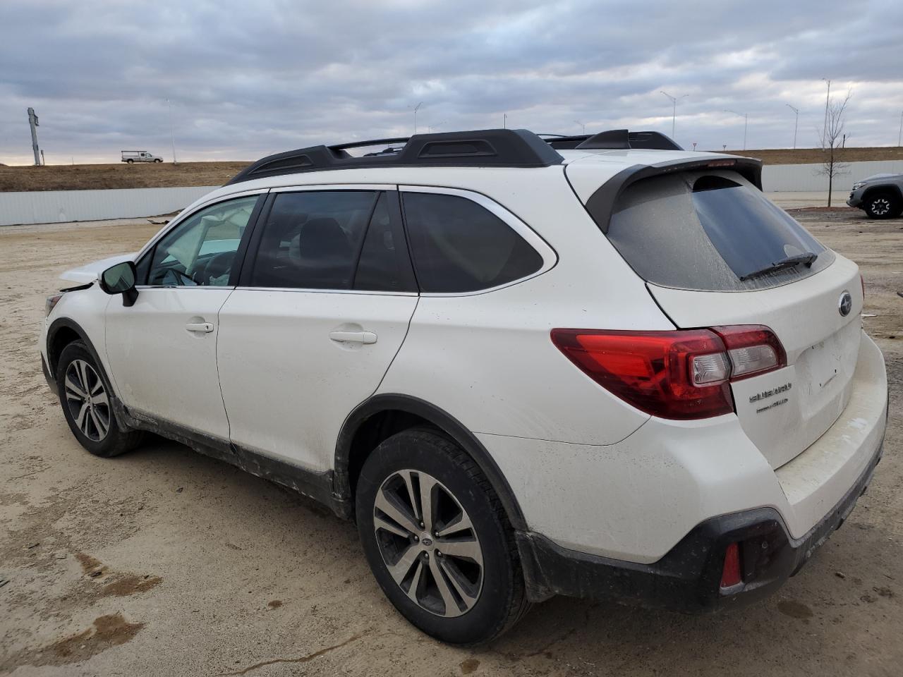 2018 SUBARU OUTBACK 2. - Фото 2
