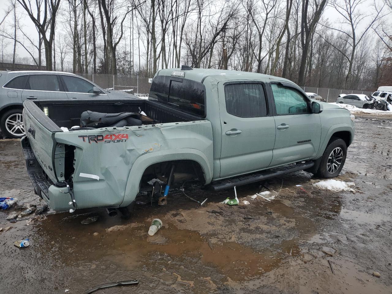 2023 TOYOTA TACOMA DOU - Фото 3
