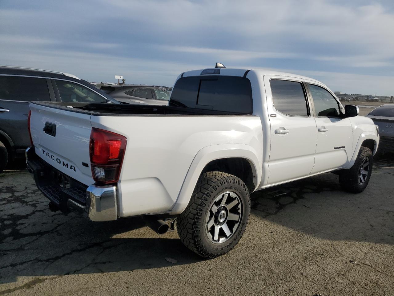 2020 TOYOTA TACOMA DOU - Image 3