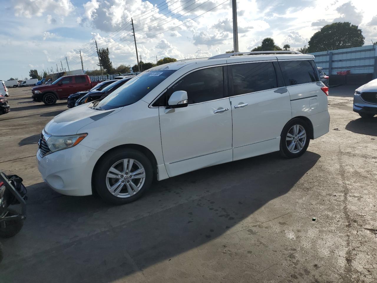 2013 NISSAN QUEST S