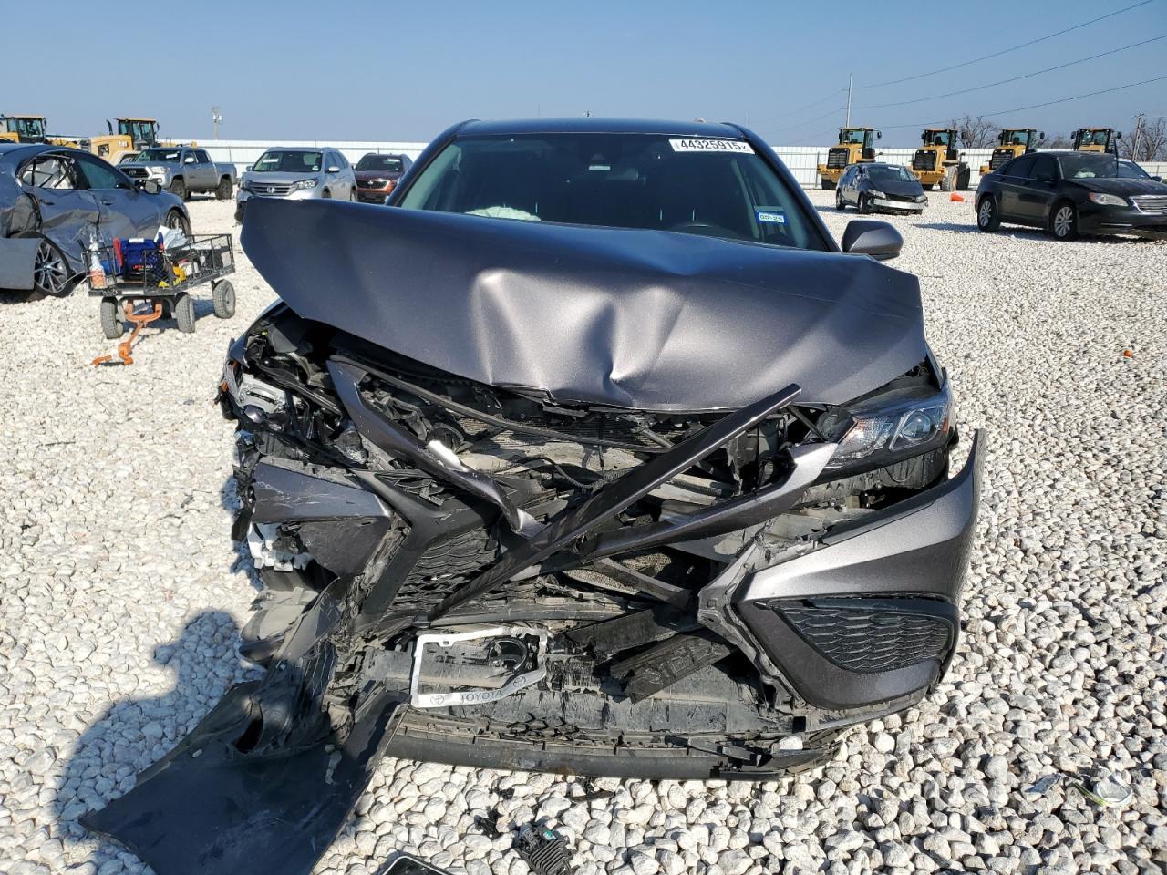 2021 TOYOTA CAMRY SE - Image 5