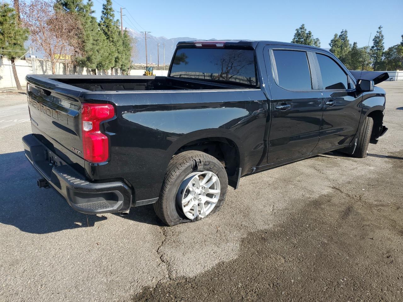 2024 CHEVROLET SILVERADO - Image 3
