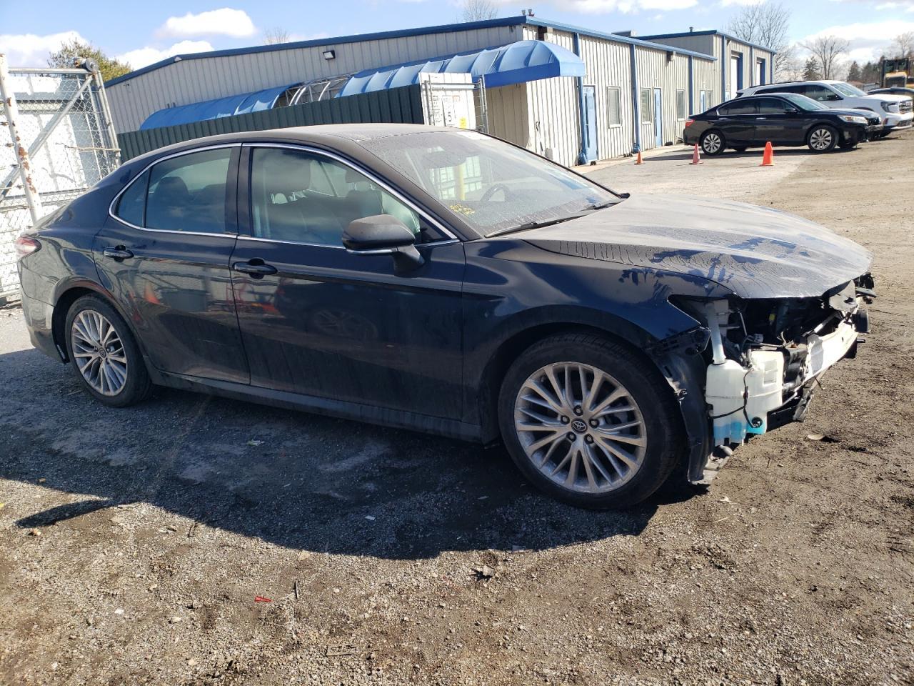 2018 TOYOTA CAMRY L - Фото 4
