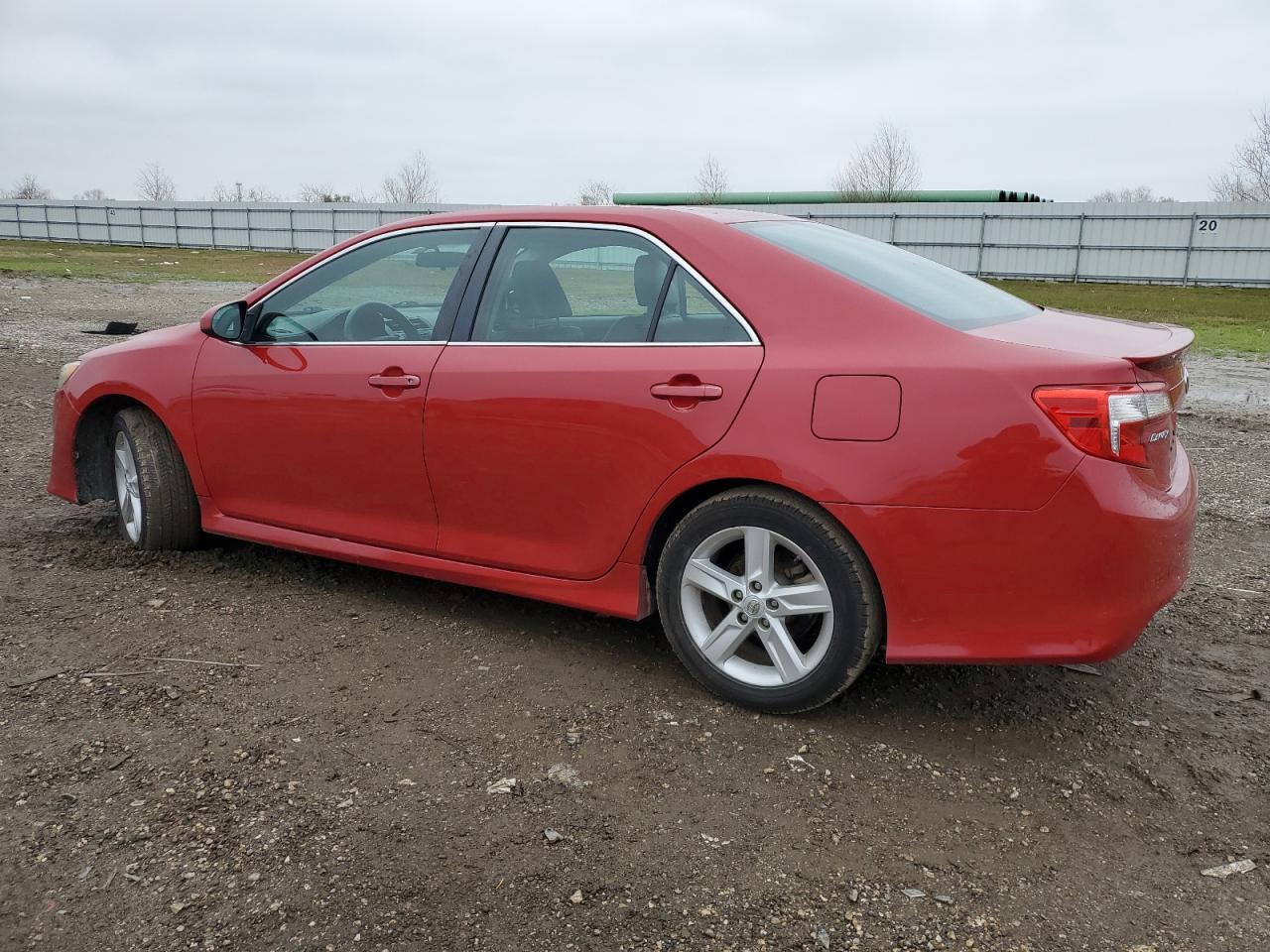 2014 TOYOTA CAMRY L - Image 2