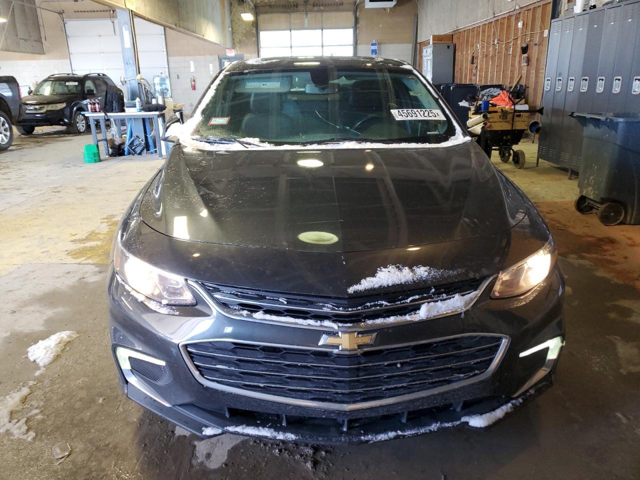 2017 CHEVROLET MALIBU LT - Image 5