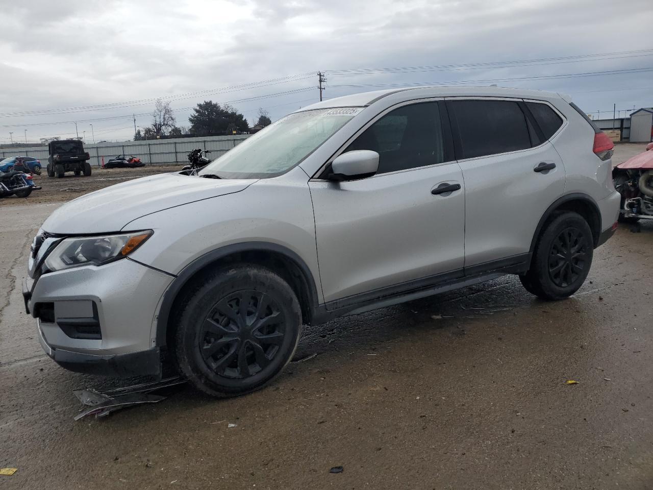 2017 NISSAN ROGUE S