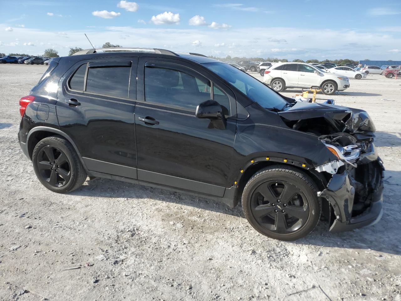 2019 CHEVROLET TRAX PREMI - Image 4