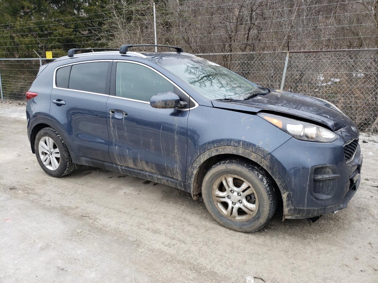 2017 KIA SPORTAGE L - Image 4