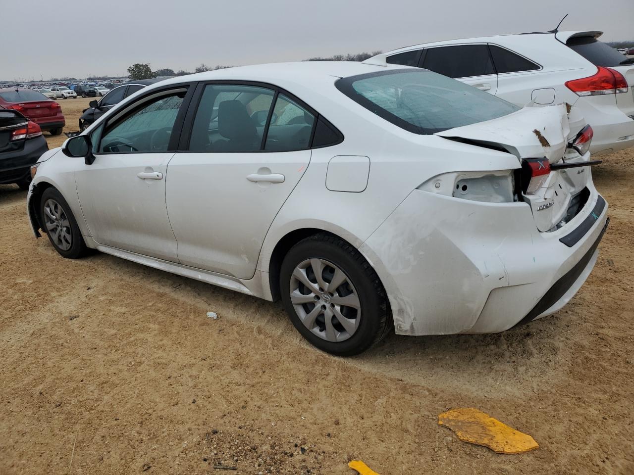 2020 TOYOTA COROLLA LE - Фото 2