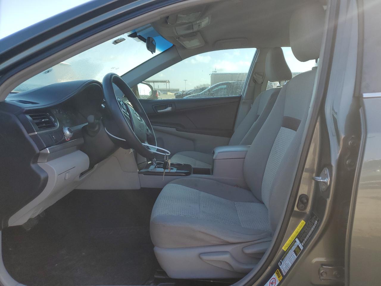 2013 TOYOTA CAMRY L - Фото 7